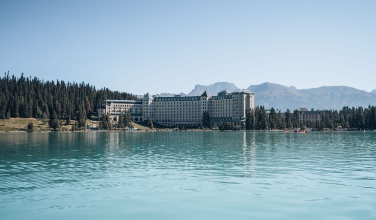 Peak Perfection: Elevate Your Stay with Cabin Rentals in Banff’s Tranquil Setting